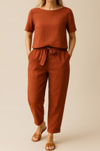 Sæt Emma | Ensfarvede & Komfortable Bukser + Matchende Top