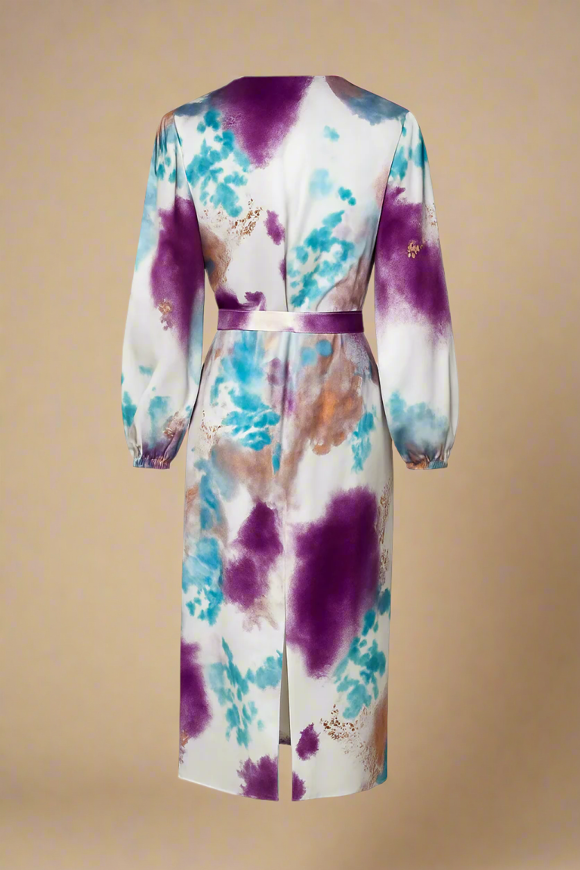 Inaya Kjole | En flydende komposition af farver og form