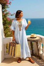 Elina Kjole | Lang kjole med decoteret hals og sideslidser