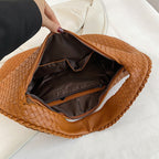 Nikol | Stilfuld Vævet Hobo Taske