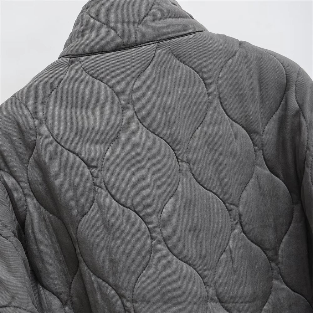 Karla | Jakken til et Tidløst Look