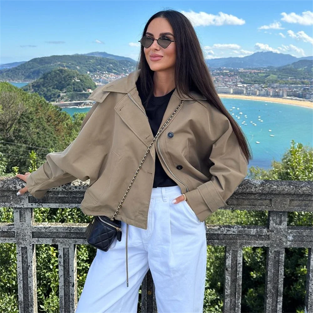 Karen | Komfort og Stil i Én Khaki Jakke