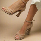 TELMA HØJE SANDALER | Flettet Design & Gyldne Detaljer