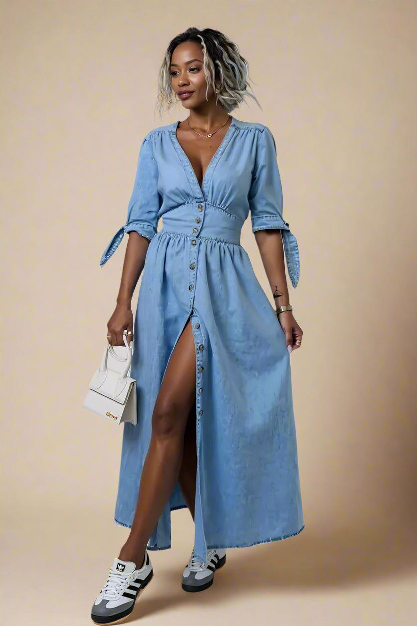 Clara Kjole | Lang denimkjole med knapper og markeret talje