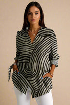 Maya blusen | Langærmet skjorte med grafisk mønster og moderne snit